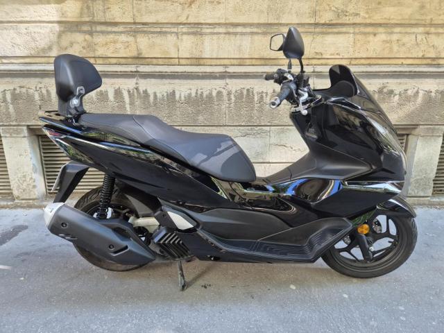 Honda Pcx image 1