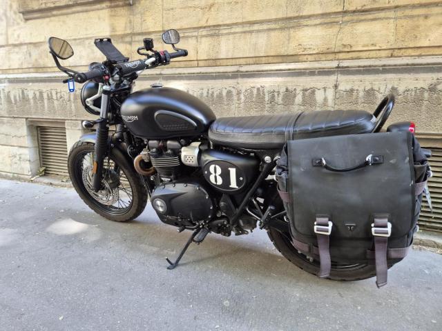 Triumph Street Scrambler image 2