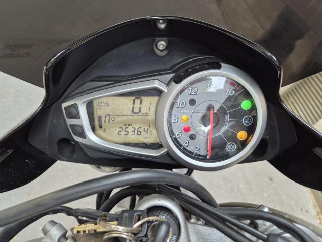 Triumph Street Triple R image 6