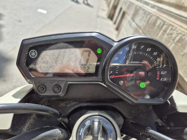 Yamaha Xj6 image 4