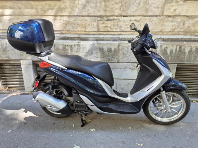 Piaggio Medley image 6