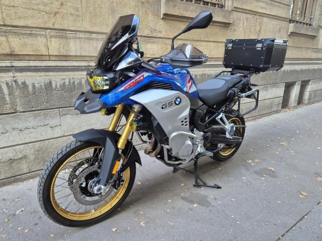 Bmw F850 Gs image 1