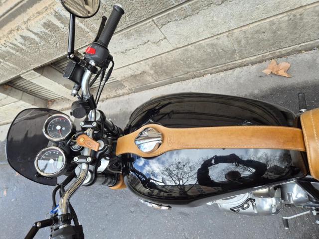 Royal Enfield Interceptor image 4