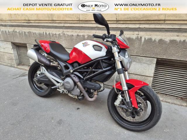 Ducati Monster 696 