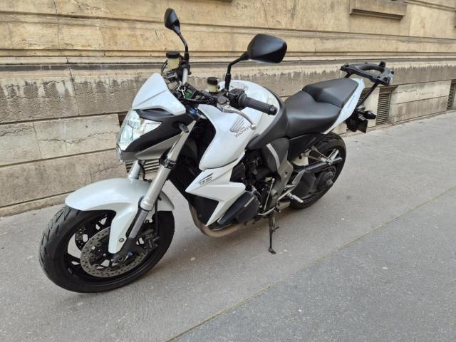 Cb1000r image 1