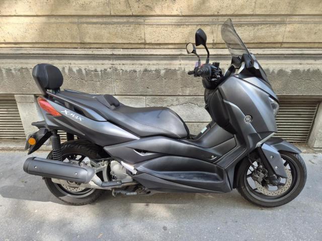 X Max image 3