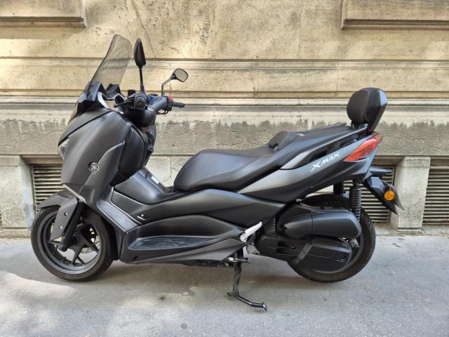X Max image 5