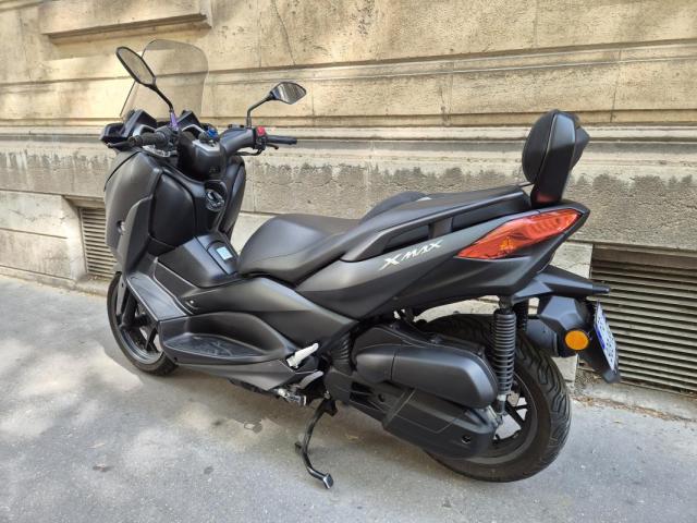 X Max image 2