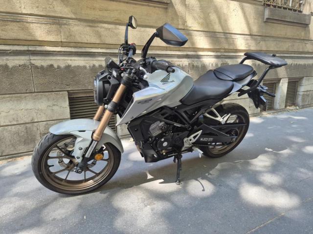 Cb 125 T image 2