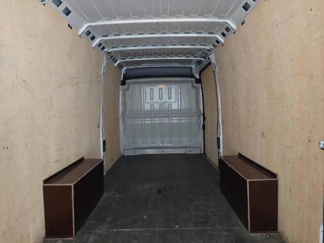 Peugeot Boxer image 1