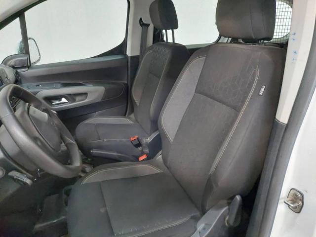 Peugeot Rifter image 5