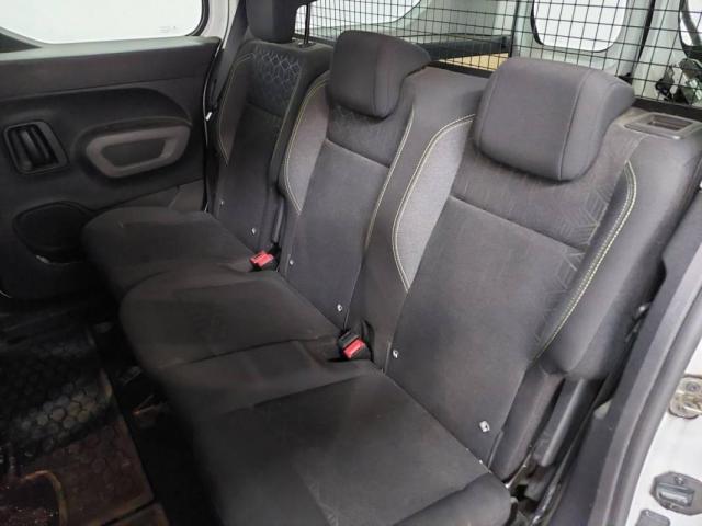 Peugeot Rifter image 1