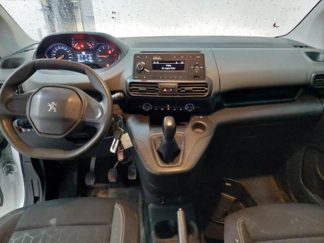 Peugeot Rifter image 2