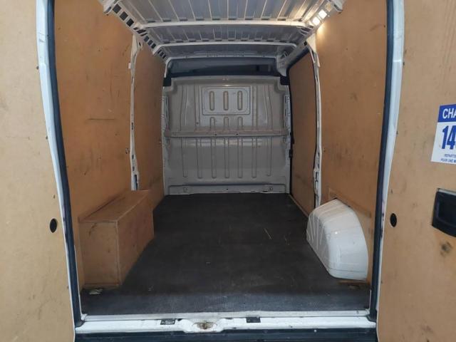 Peugeot Boxer image 1