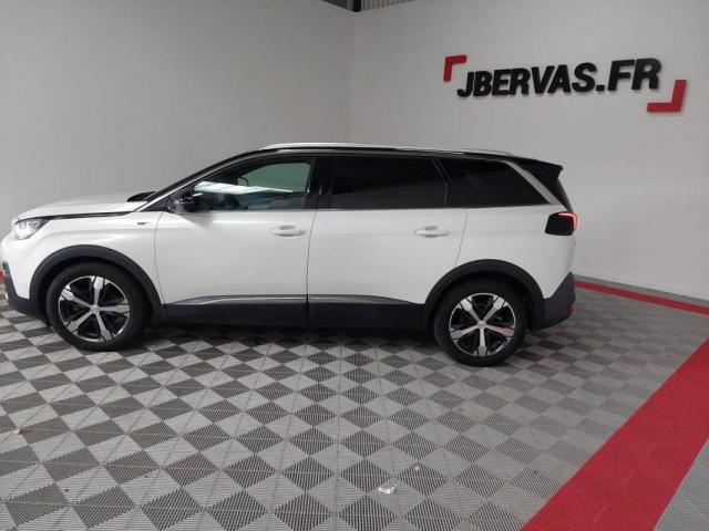 Peugeot 5008 image 1