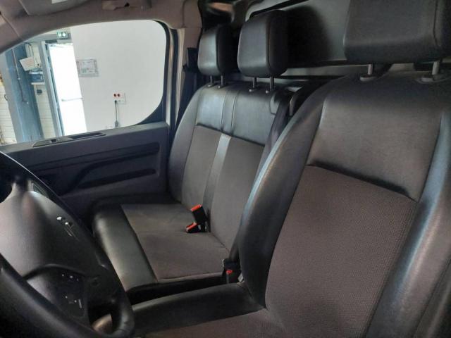 Citroen Jumpy image 6