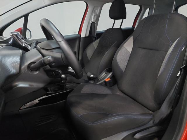 Peugeot 2008 image 7