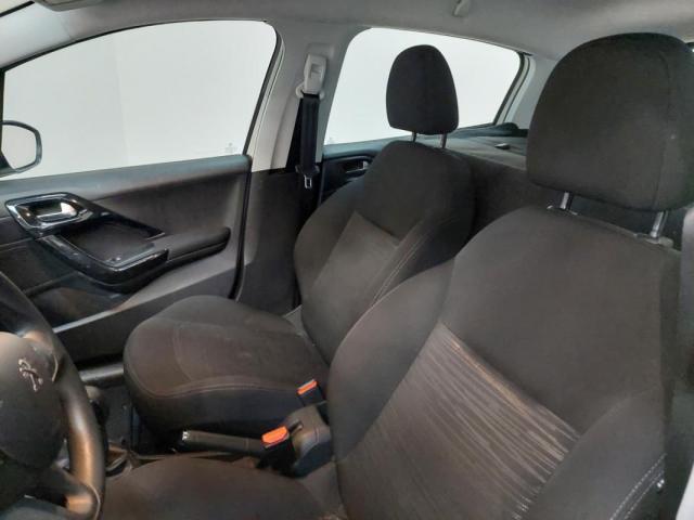 Peugeot 208 Affaire image 8