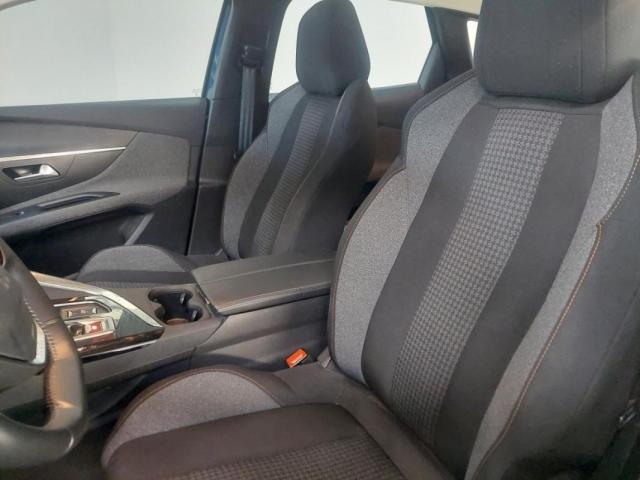 Peugeot 3008 image 1