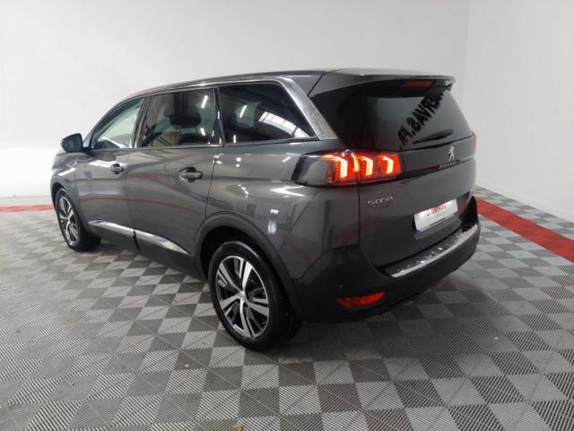 Peugeot 5008 image 5