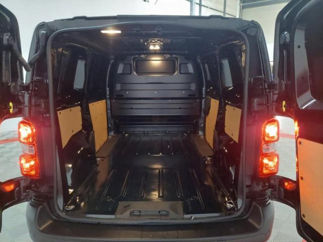Opel Vivaro image 2