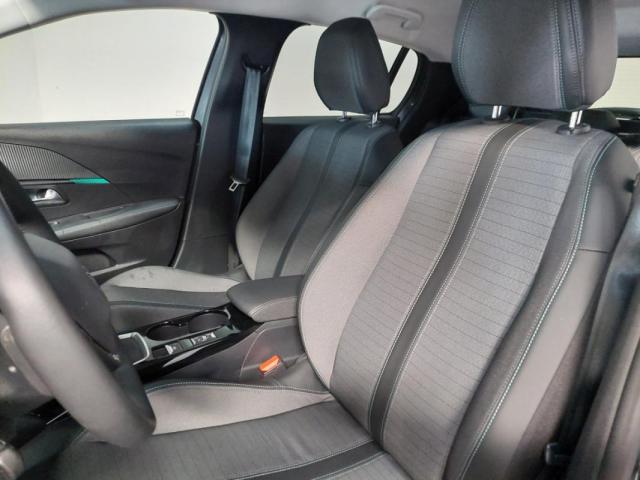 Peugeot 208 image 6