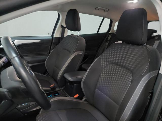 Ford Focus image 5