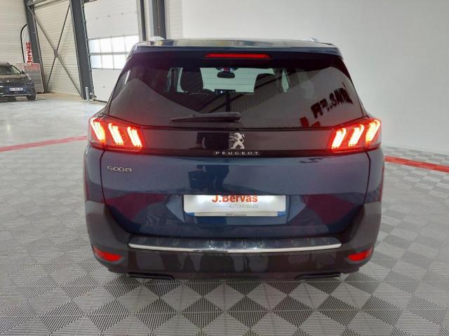 Peugeot 5008 image 1
