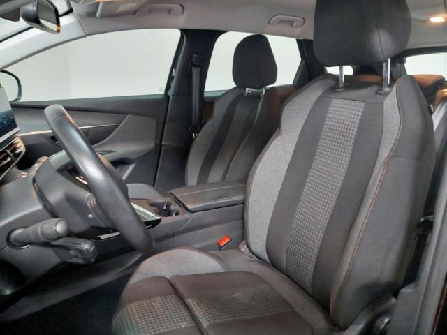 Peugeot 3008 image 8