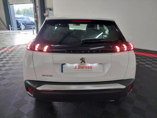 Peugeot 2008 image 9