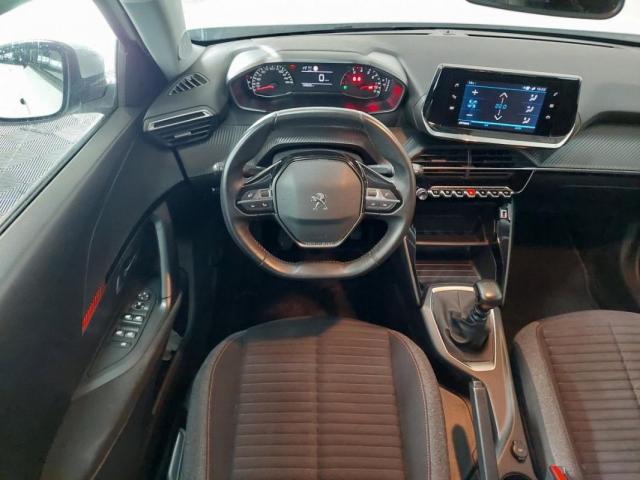 Peugeot 2008 image 5
