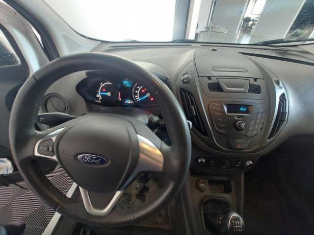 Ford Transit Courier image 2