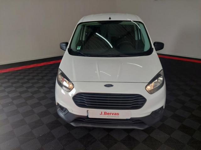 Ford Transit Courier image 7