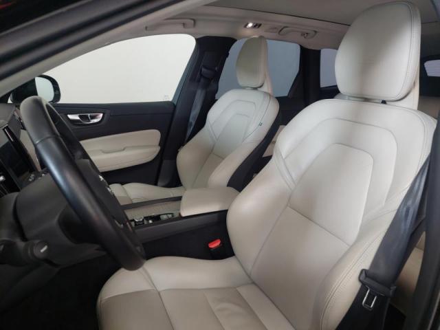Volvo Xc60 image 7