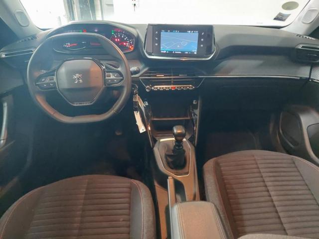 Peugeot 2008 image 1