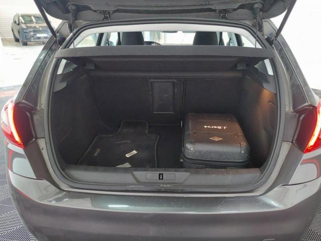 Peugeot 308 image 8