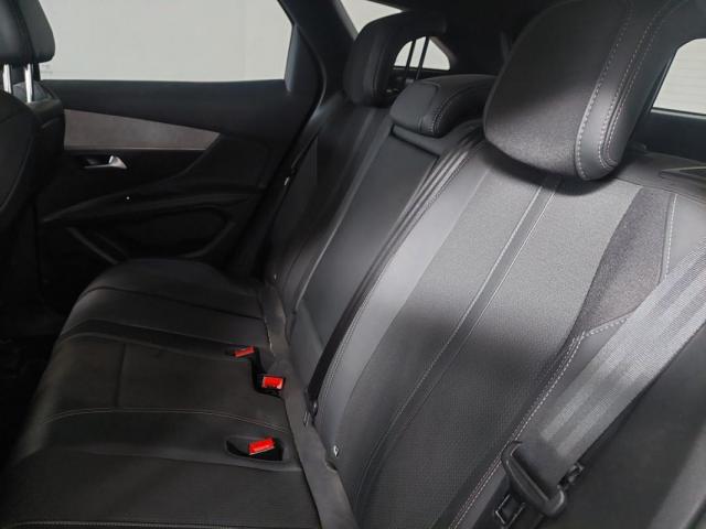 Peugeot 3008 image 6