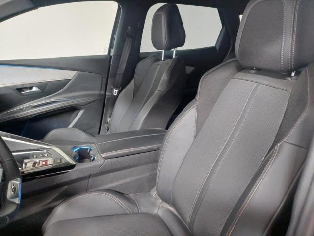 Peugeot 3008 image 3
