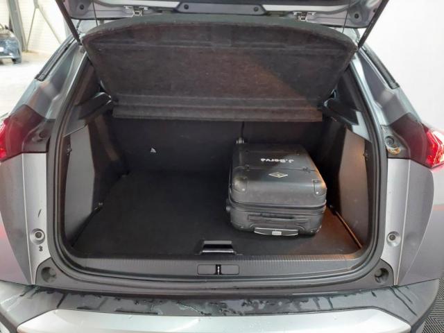 Peugeot 2008 image 2