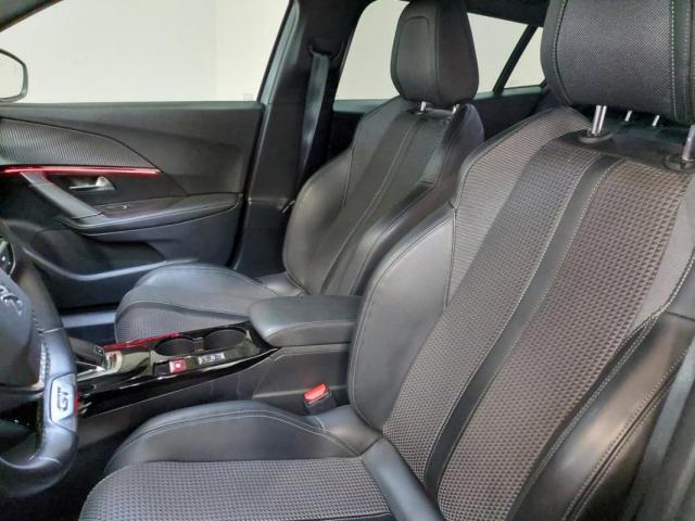 Peugeot 2008 image 4