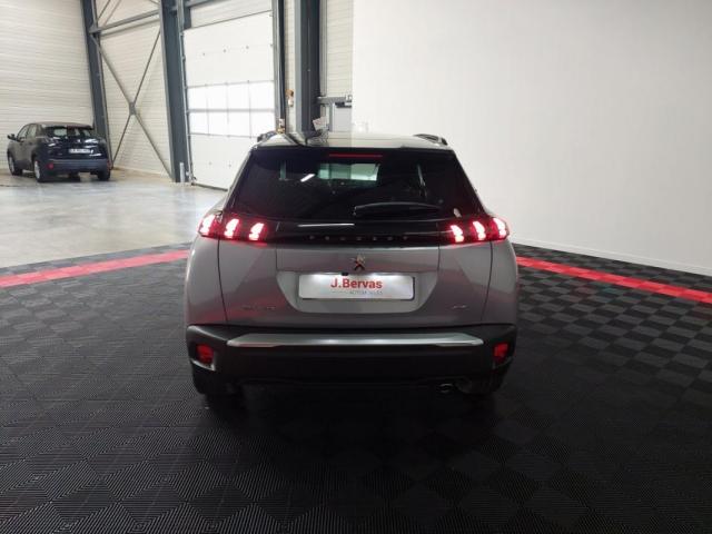 Peugeot 2008 image 2