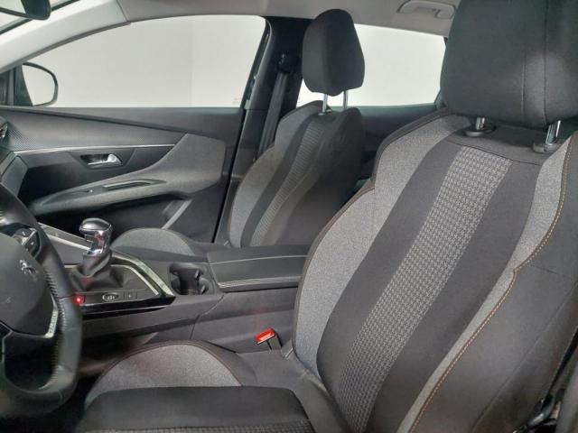 Peugeot 3008 image 3