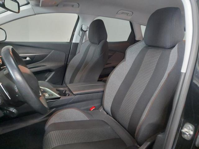 Peugeot 3008 image 9