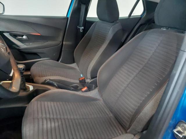 Peugeot 2008 image 2