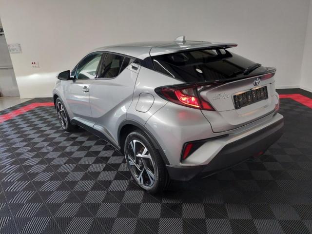 Toyota C-Hr image 8