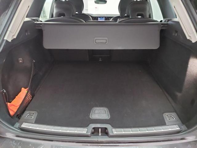 Volvo Xc60 image 7
