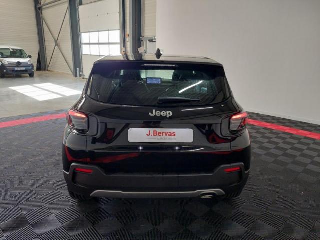 Jeep Avenger image 6