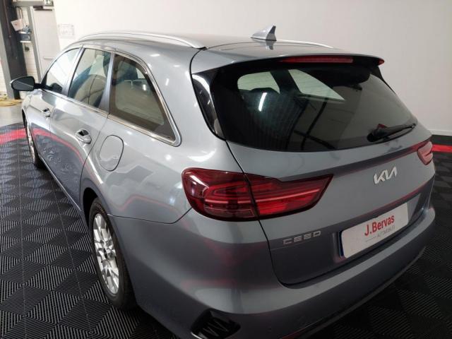 Kia Cee'D_sw image 9