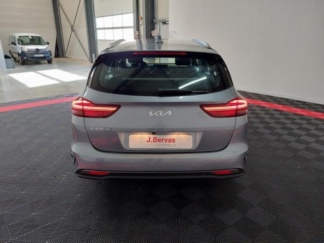 Kia Cee'D_sw image 3