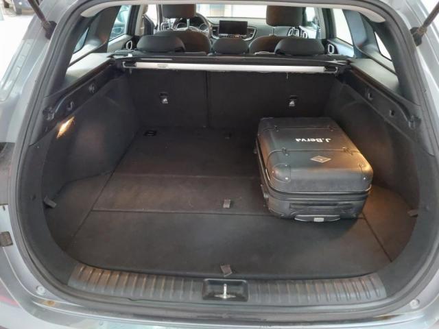 Kia Cee'D_sw image 6